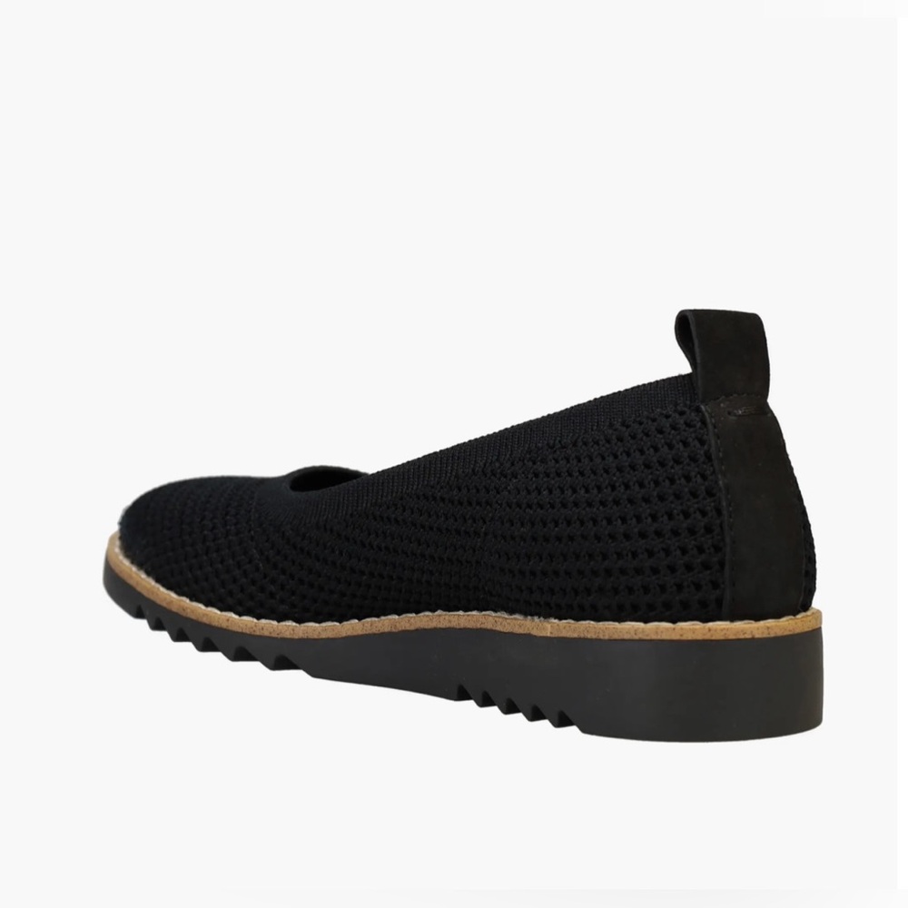 Eileen Fisher Women’s Black Etta Slip-On Flat NWT Size 9 - Picture 2 of 11
